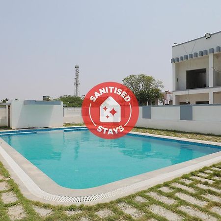 Oyo 38695 Peninsula Holiday Resorts Chennai Exterior foto